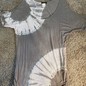 Venus cold shoulder top